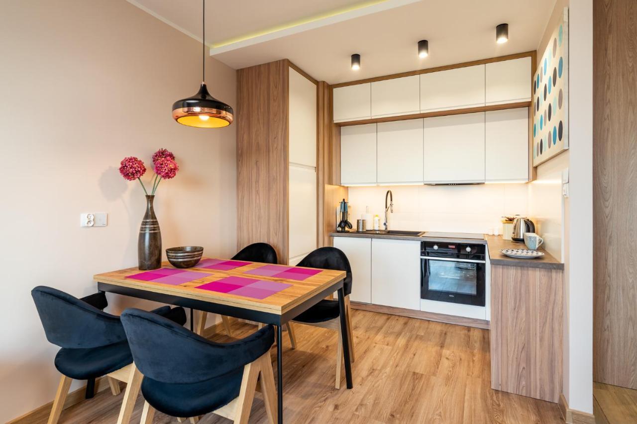 Apartamenty W Gdansku - Zajezdnia Wrzeszcz, Grudziadzka 4B Экстерьер фото