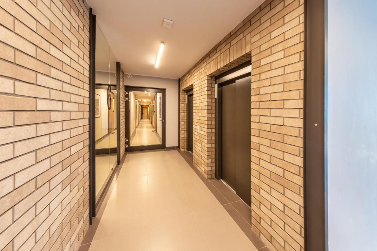 Apartamenty W Gdansku - Zajezdnia Wrzeszcz, Grudziadzka 4B Экстерьер фото